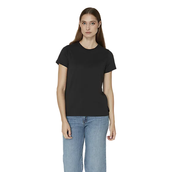 387696101101 SAIL RACING W Gale Logo Tee 387696101101 SAIL RACING W Gale Logo Tee Model01 Detail