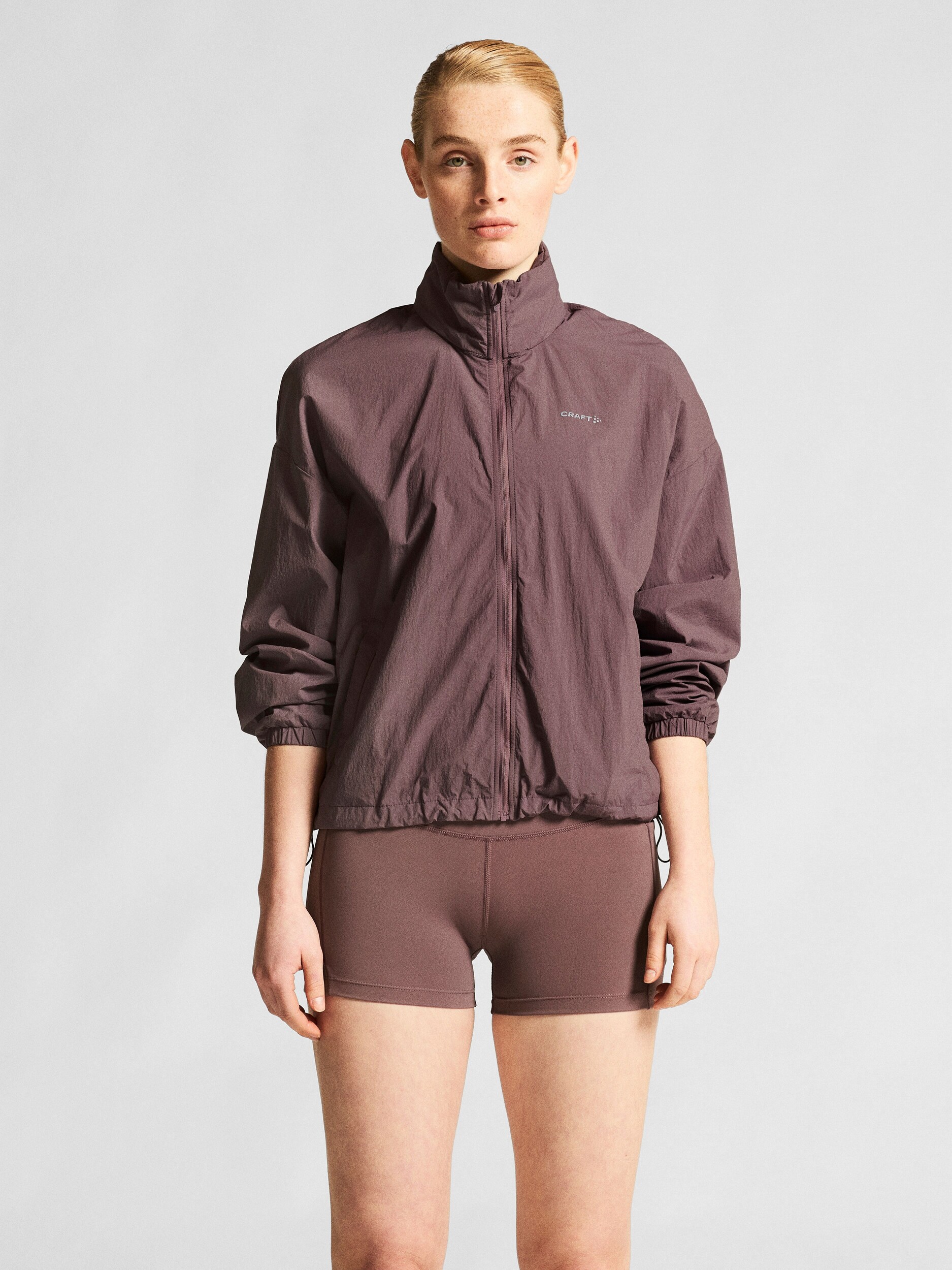 
CRAFT, 
W HYPERVENT OVERSIZED WIND JACKET, 
Detail 1
