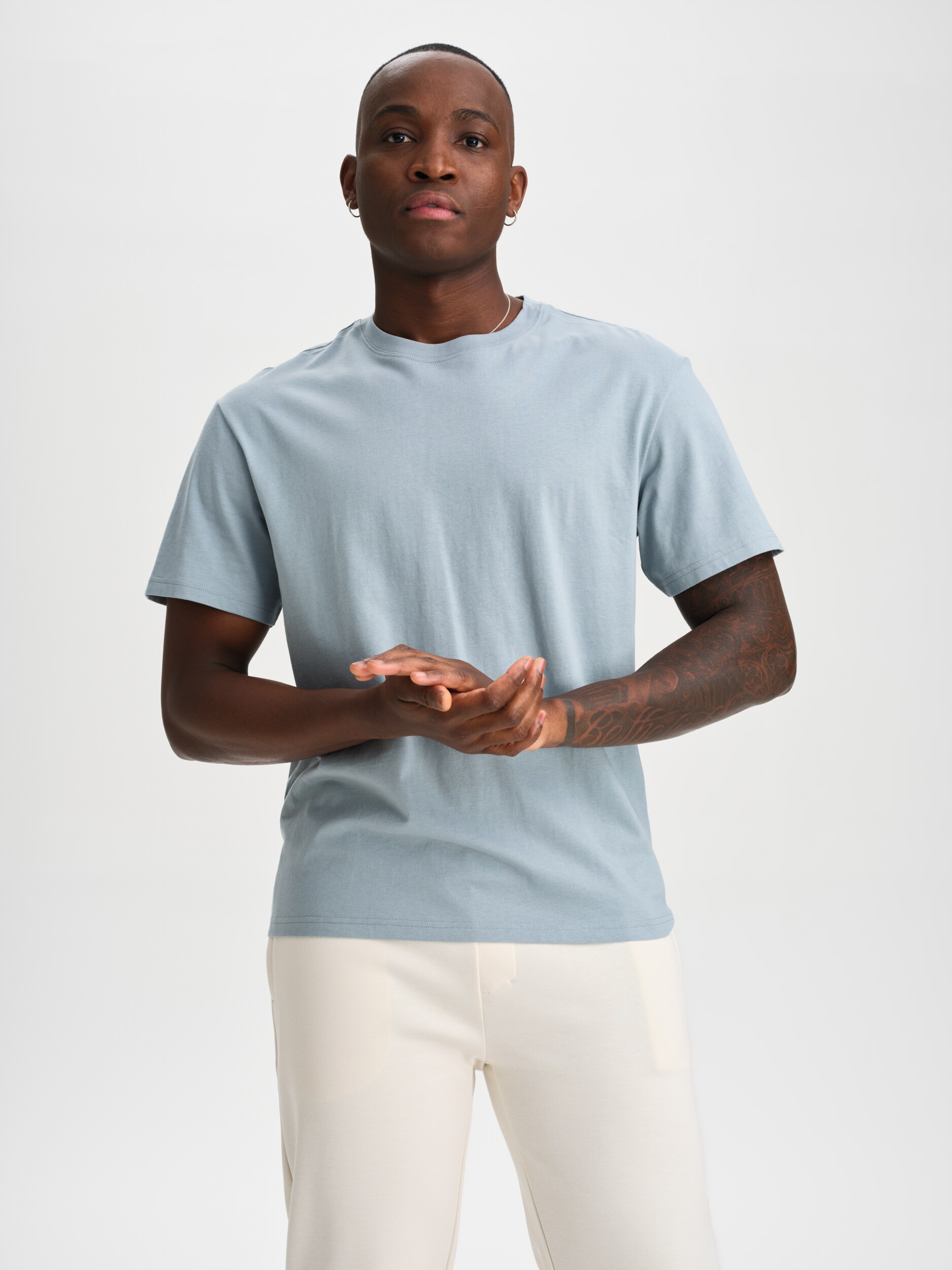 
SOC, 
M Relax Tee, 
Detail 1
