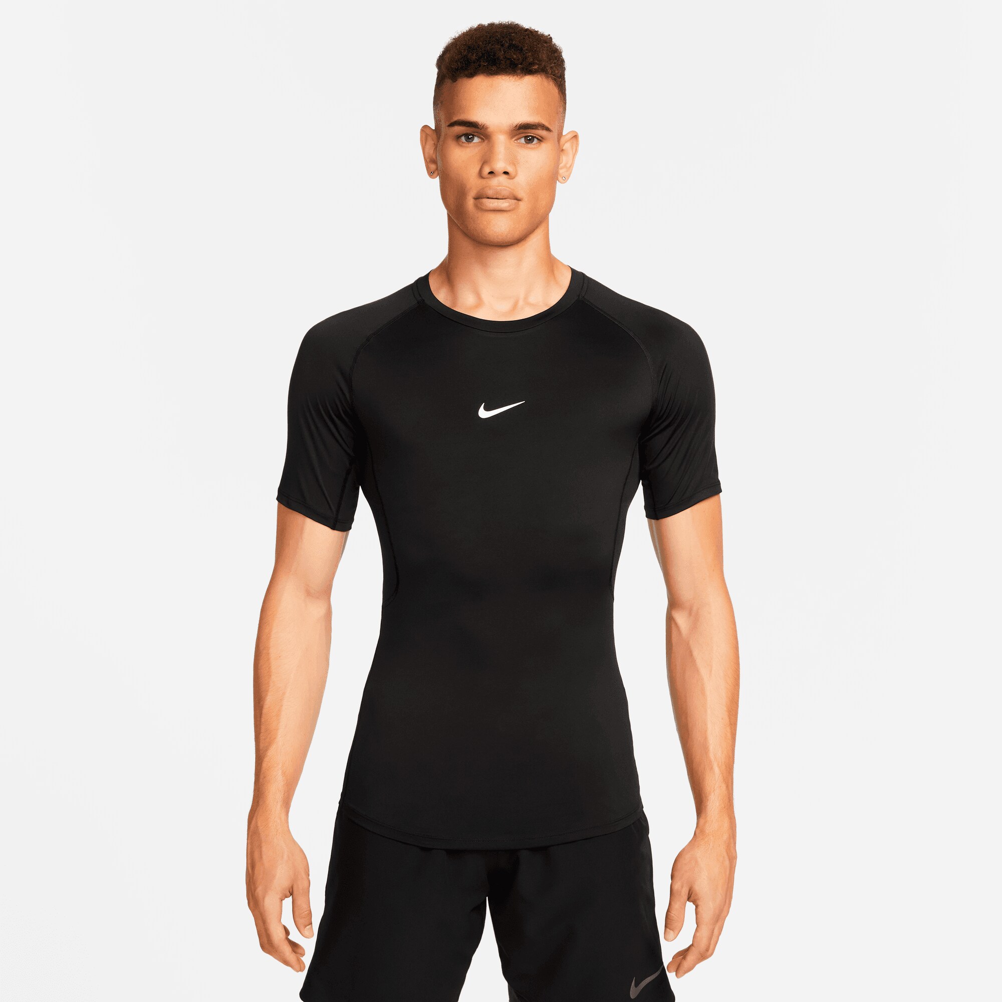 
NIKE, 
M Np Df Tight Top Ss, 
Detail 1
