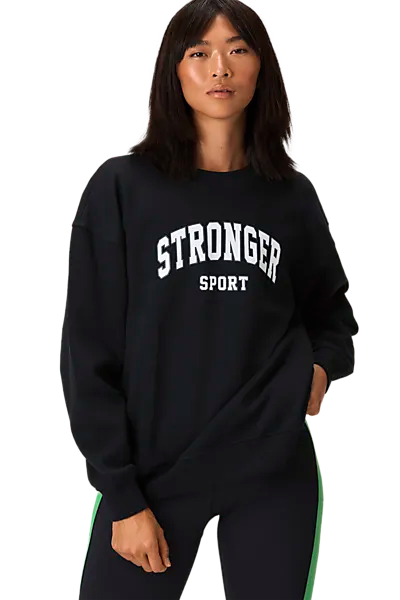 399116101101 STRONGER W Comfy Sweatshirt 399116101101 STRONGER W Comfy Sweatshirt Model01 Detail