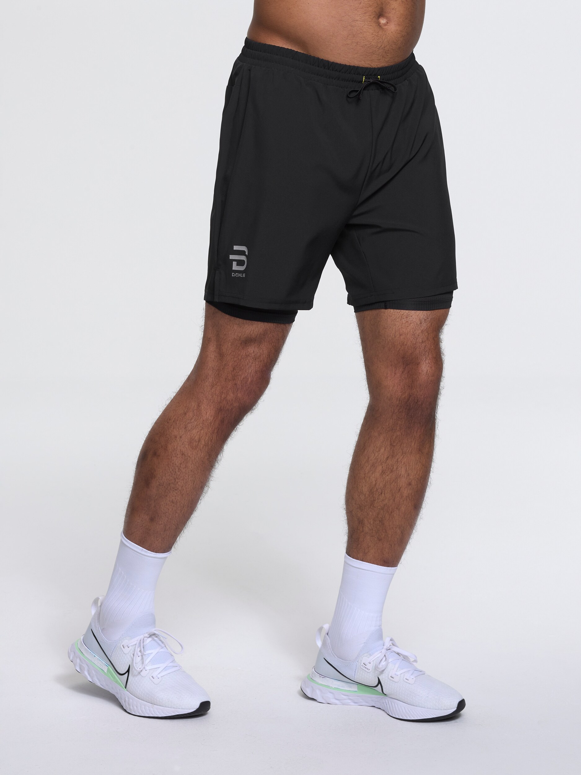 
DAHLIE, 
M Shorts Run 2 In 1, 
Detail 1
