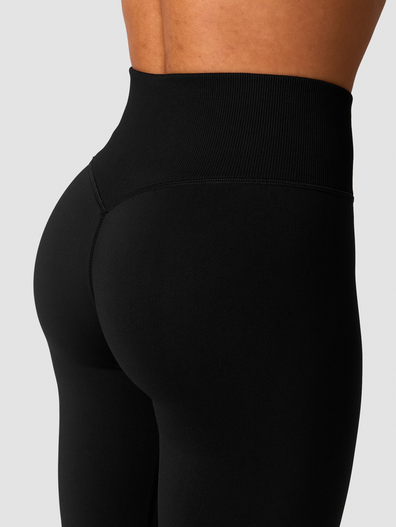 ICANIWILL, DEFINE SEAMLESS V-SHAPE TIGHT W