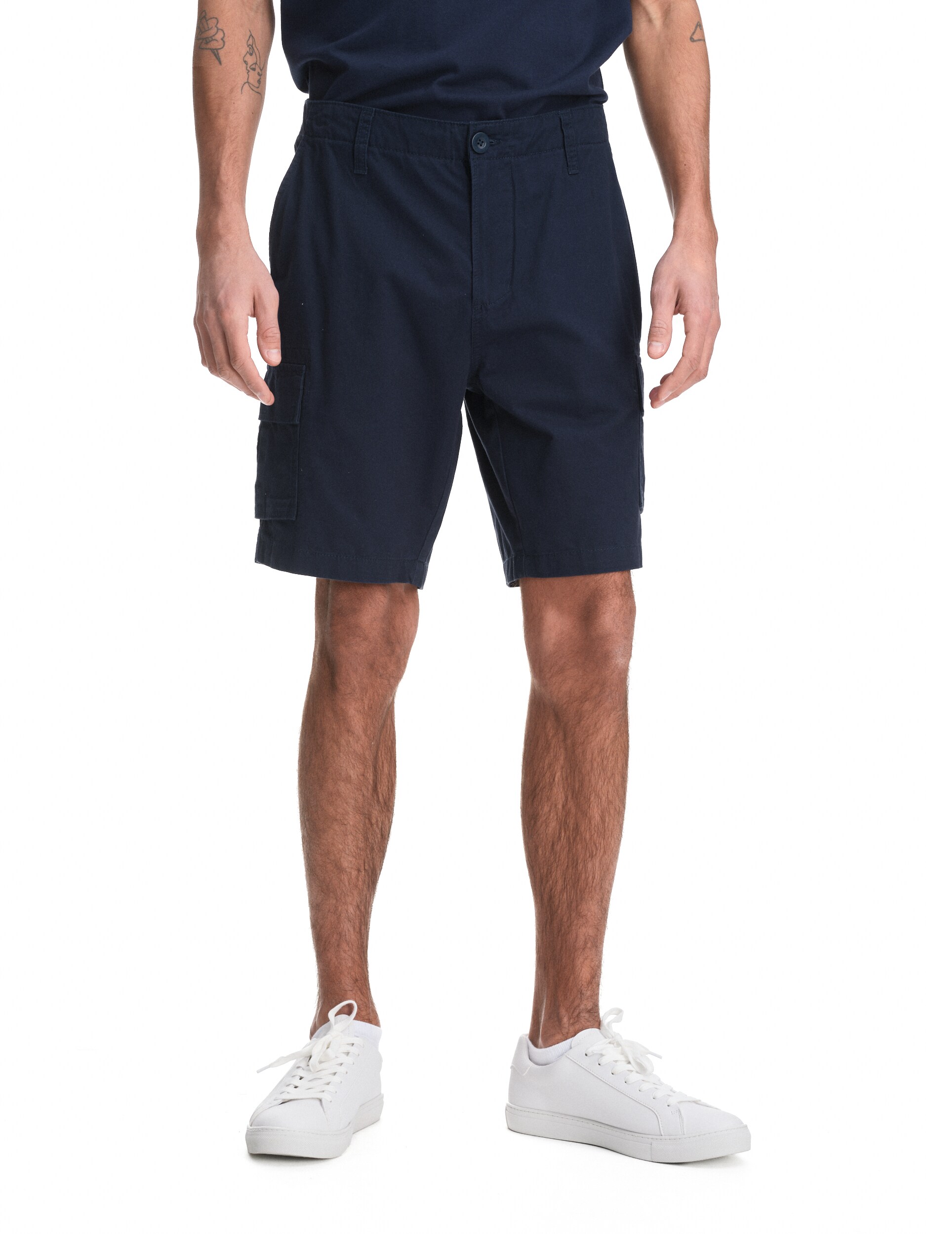 
TAKEOFF, 
Cargo Shorts M, 
Detail 1
