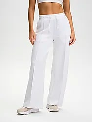 W SOFT POCKET PANT - WHITE Model01 Small1x1