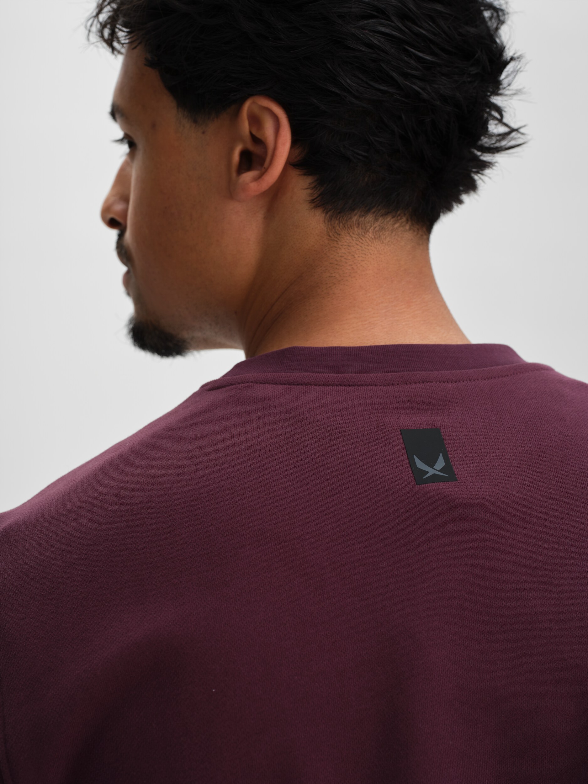 SOC, M Unbrushed Crew