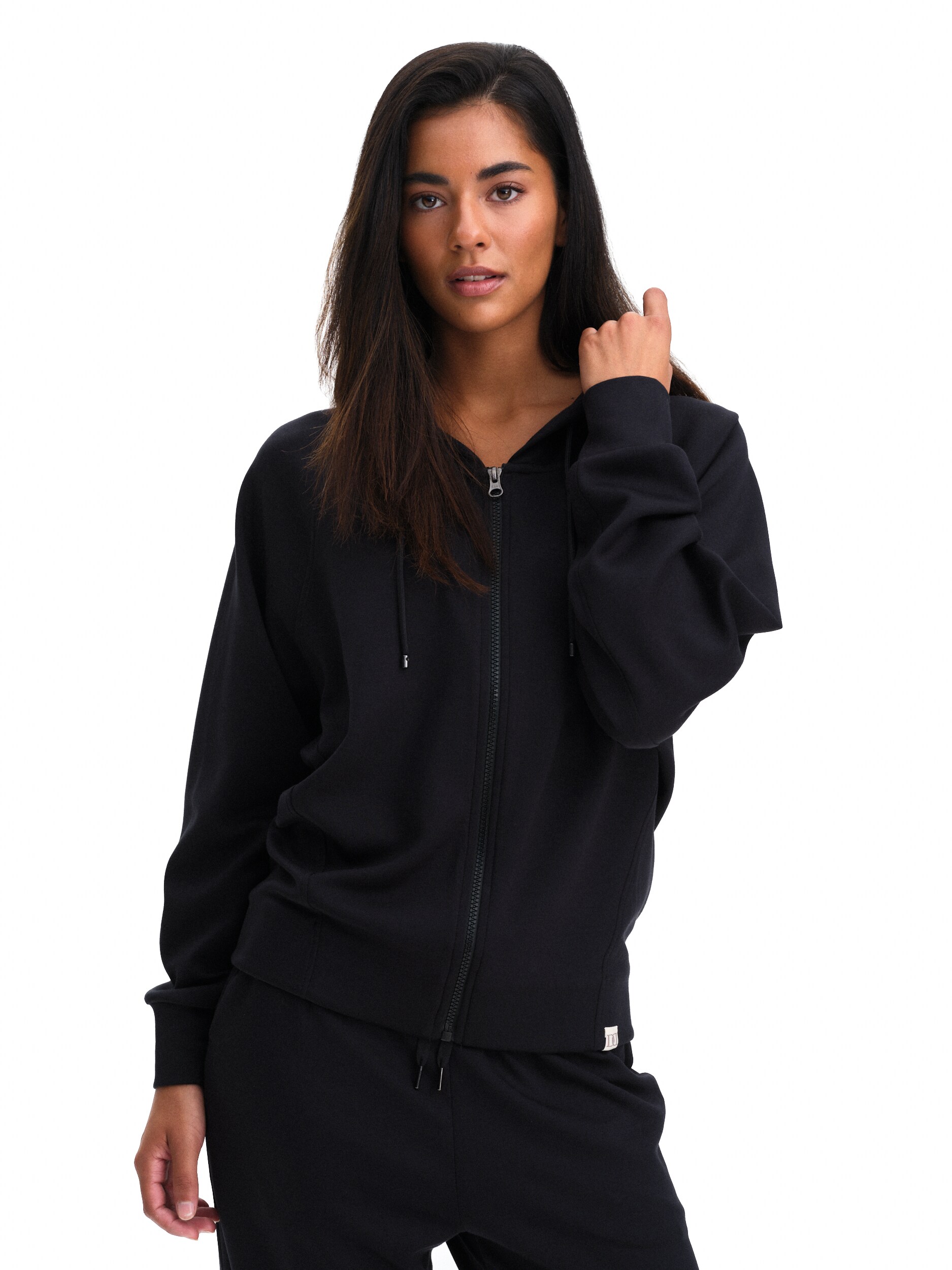 
LE DON DE VIE, 
LOUNGE OVERSIZE HOODIE W, 
Detail 1
