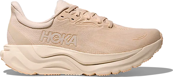 HOKA В Арахи 8