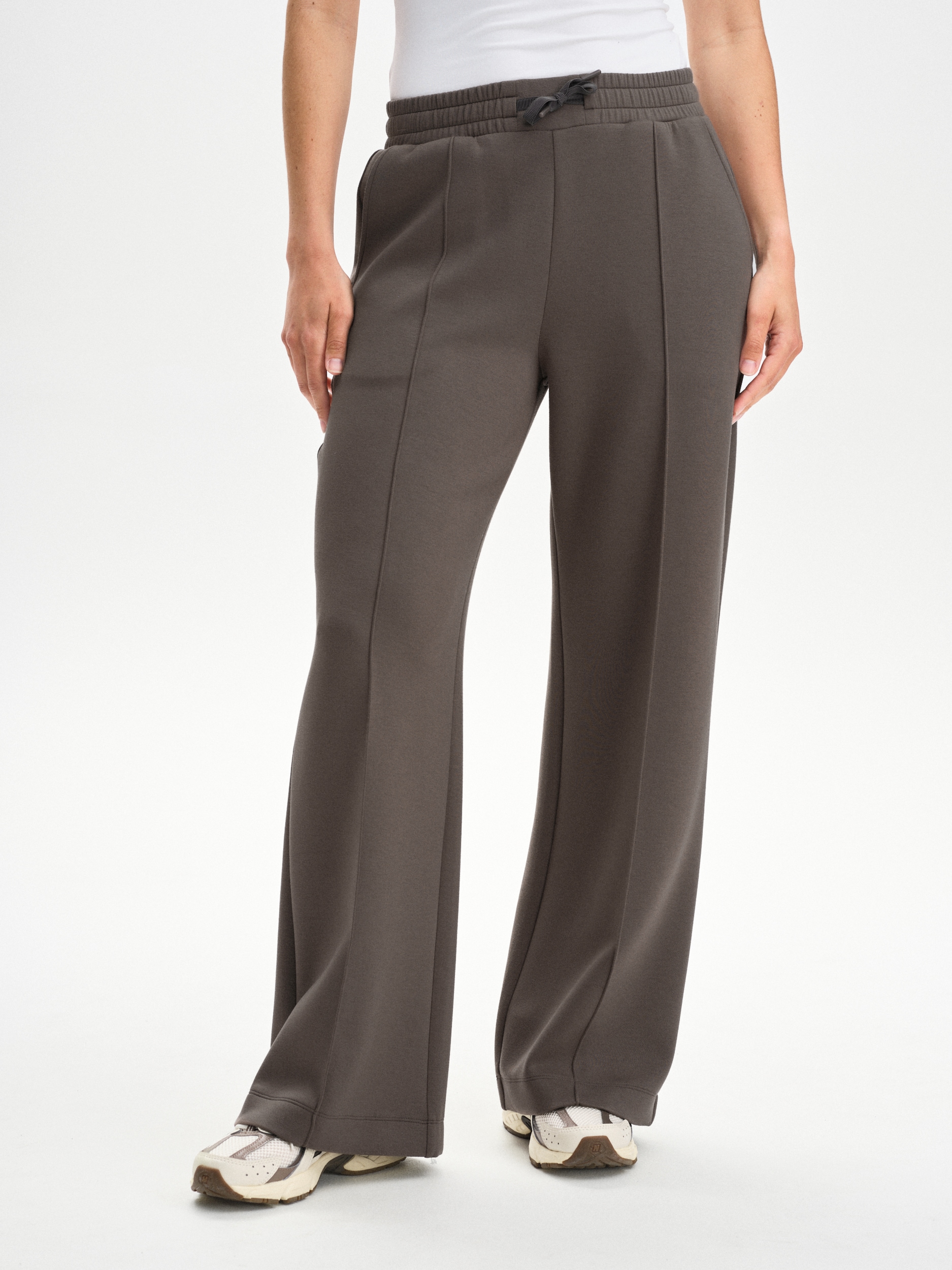 
SOC, 
W SOFT SCUBA PANT, 
Detail 1
