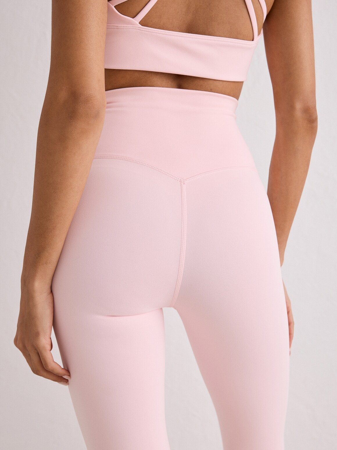 AIM&acute;N, Sense Tights