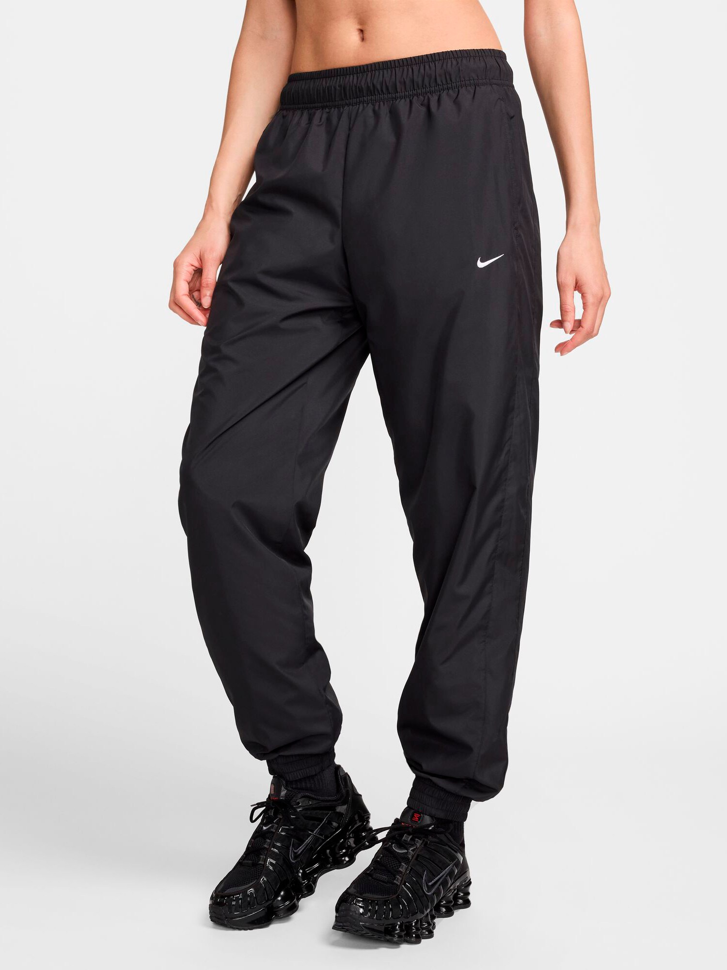
NIKE, 
W Classic Wovens Mid-Rise Loose Joggers, 
Detail 1
