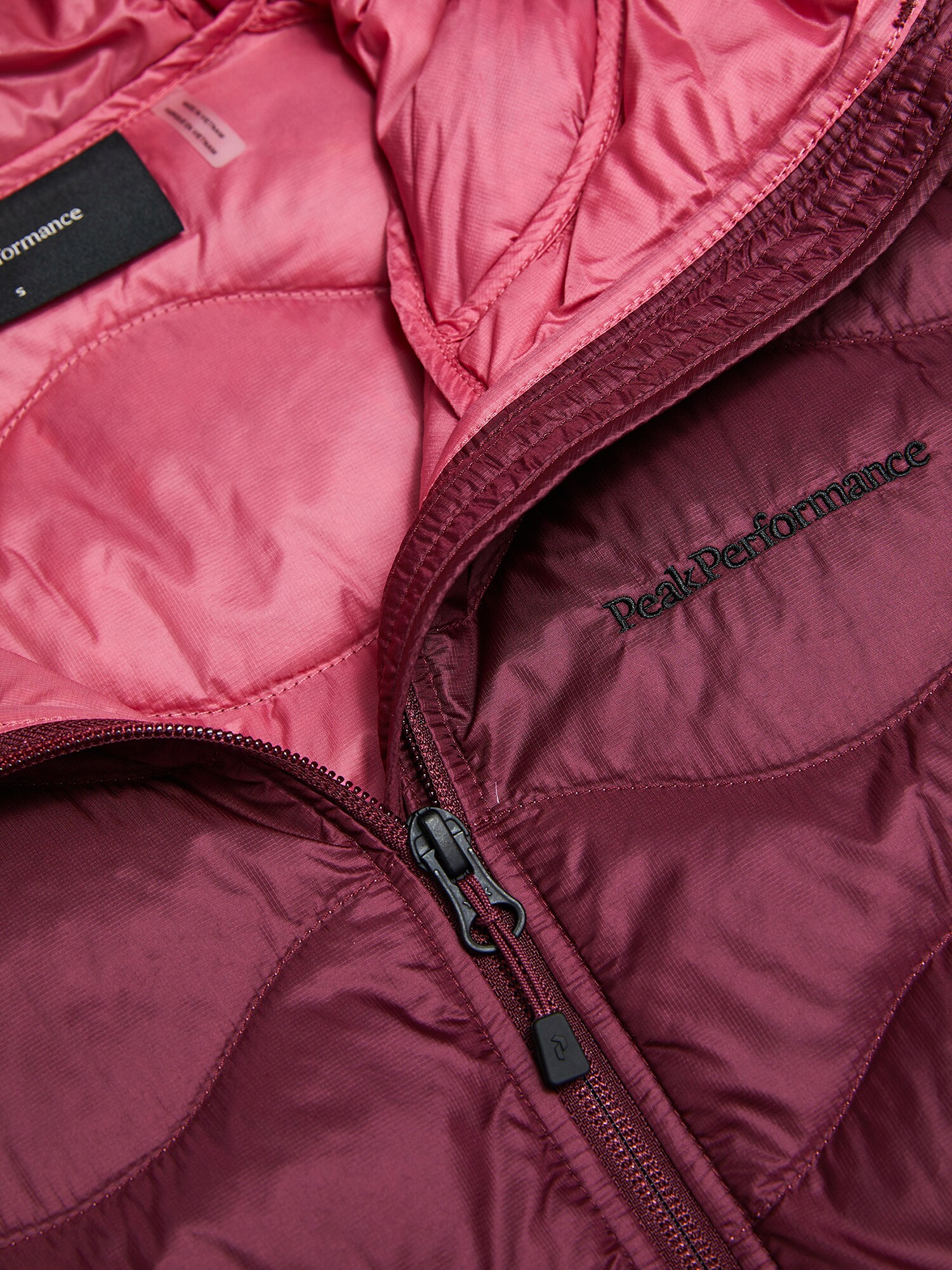 PEAK PERFORMANCE, W Helium Down Hood Jacket