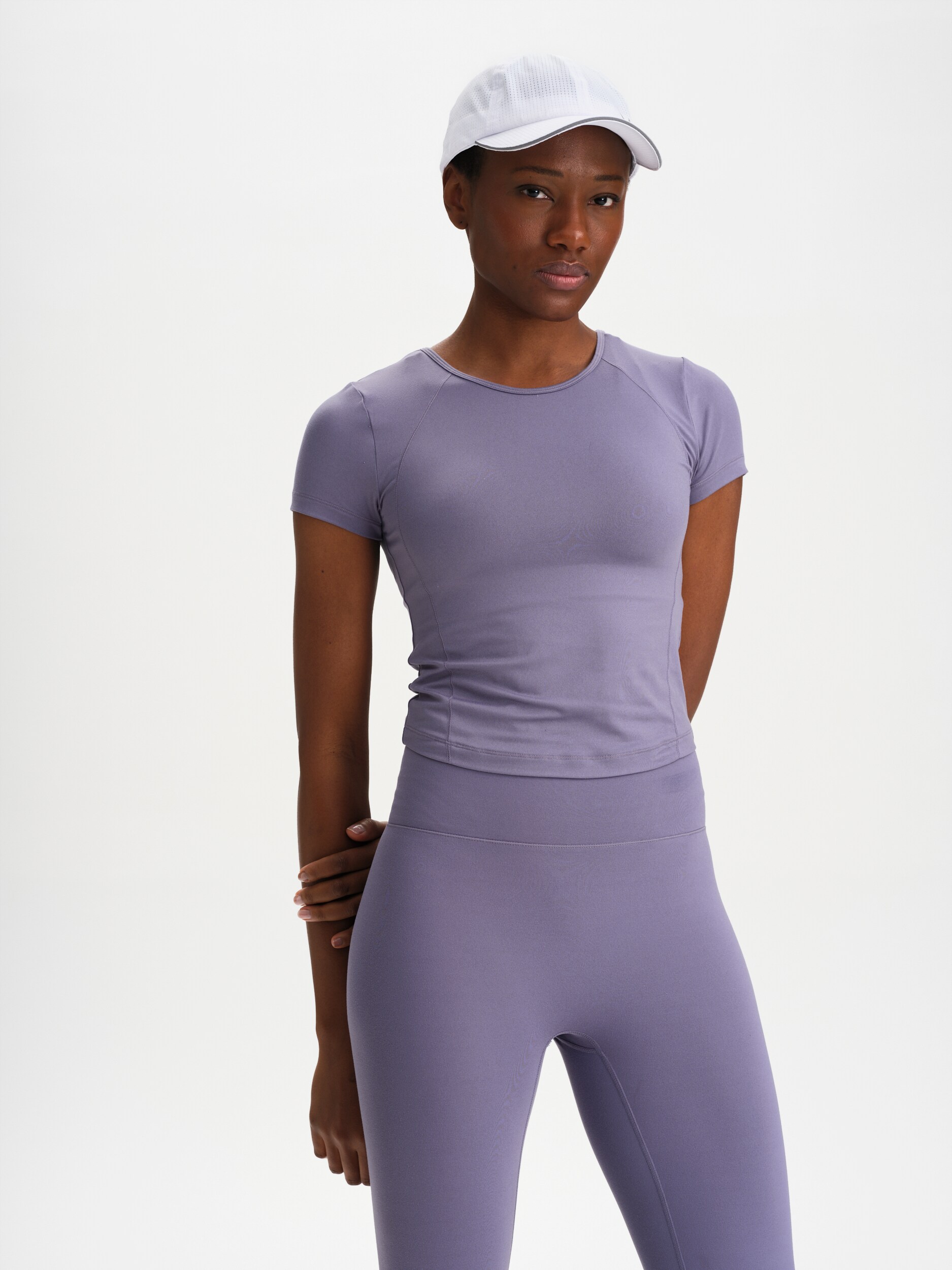 
SOC, 
W Run Motion Mini Tee, 
Detail 1
