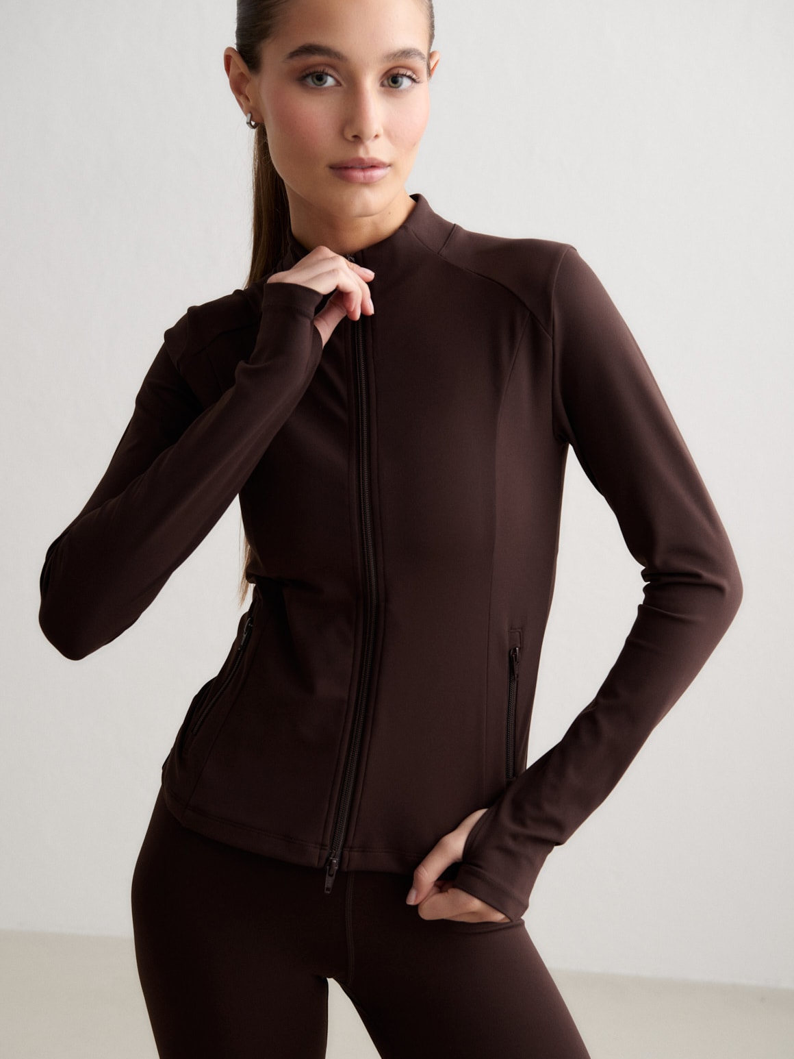 
AIM&acute;N, 
Sense Zip Jacket, 
Detail 1

