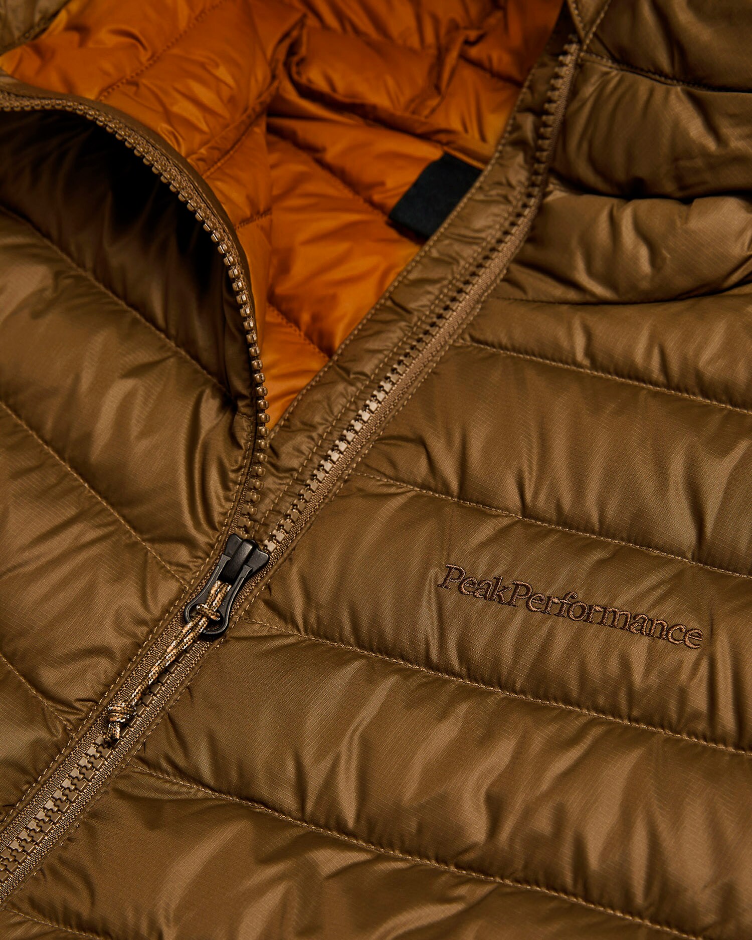 PEAK PERFORMANCE, W Frost Down Hood Jacket