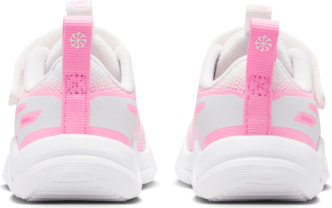 NIKE, K Cosmic Runner