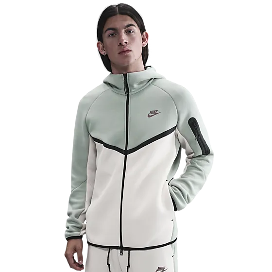 398889105102 NIKE M Tch Flc Fz Wr Hoodie 398889105102 NIKE M Tch Flc Fz Wr Hoodie Model01 Detail