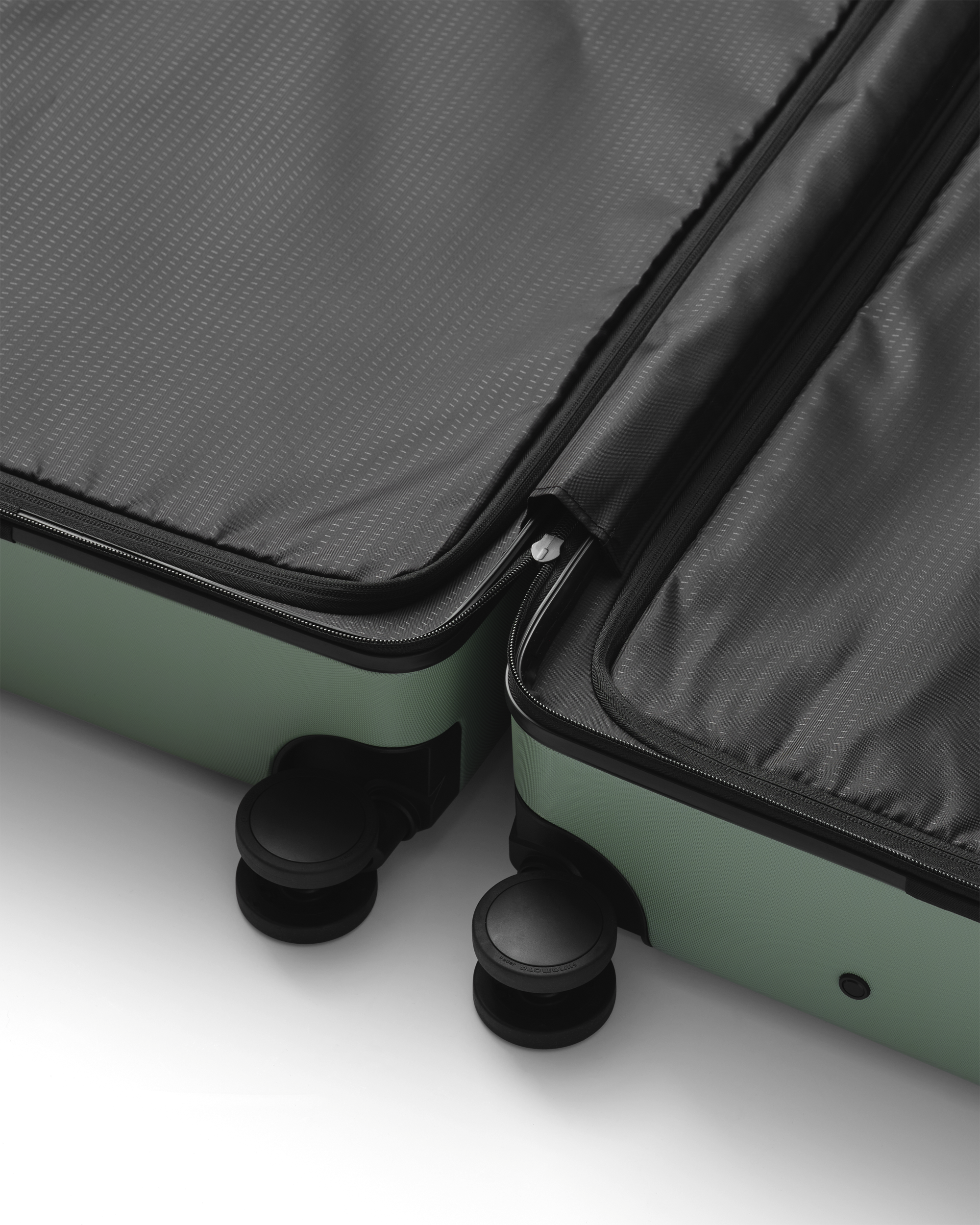 DB, RAMVERK CHECK-IN LUGGAGE MEDIUM