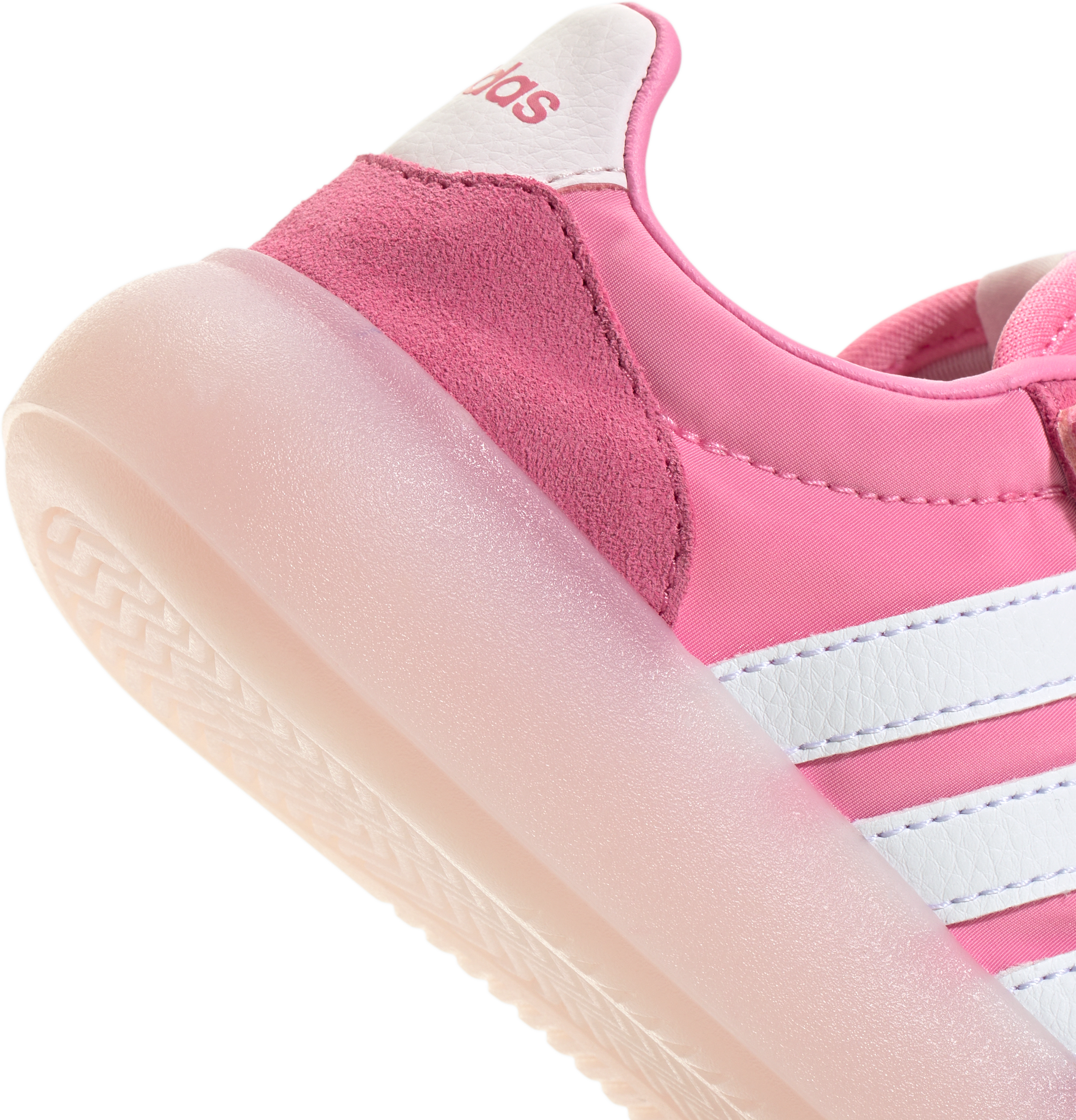 ADIDAS, J BARREDA DECODE EL C