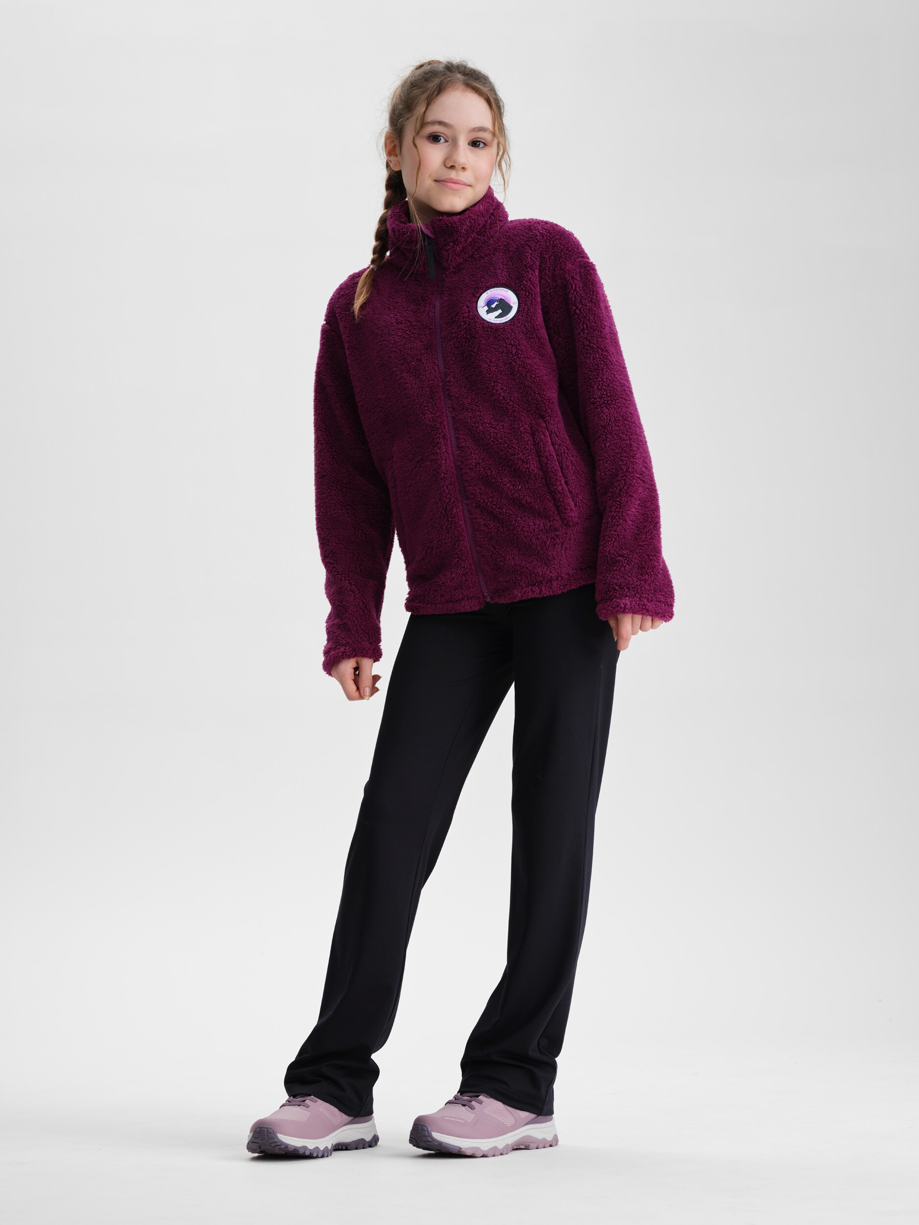 EVEREST, J Cozy Pile