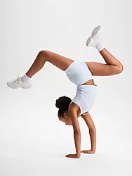 J FAVOURITE SHORTS - ICE BLUE Model01 Small1x1