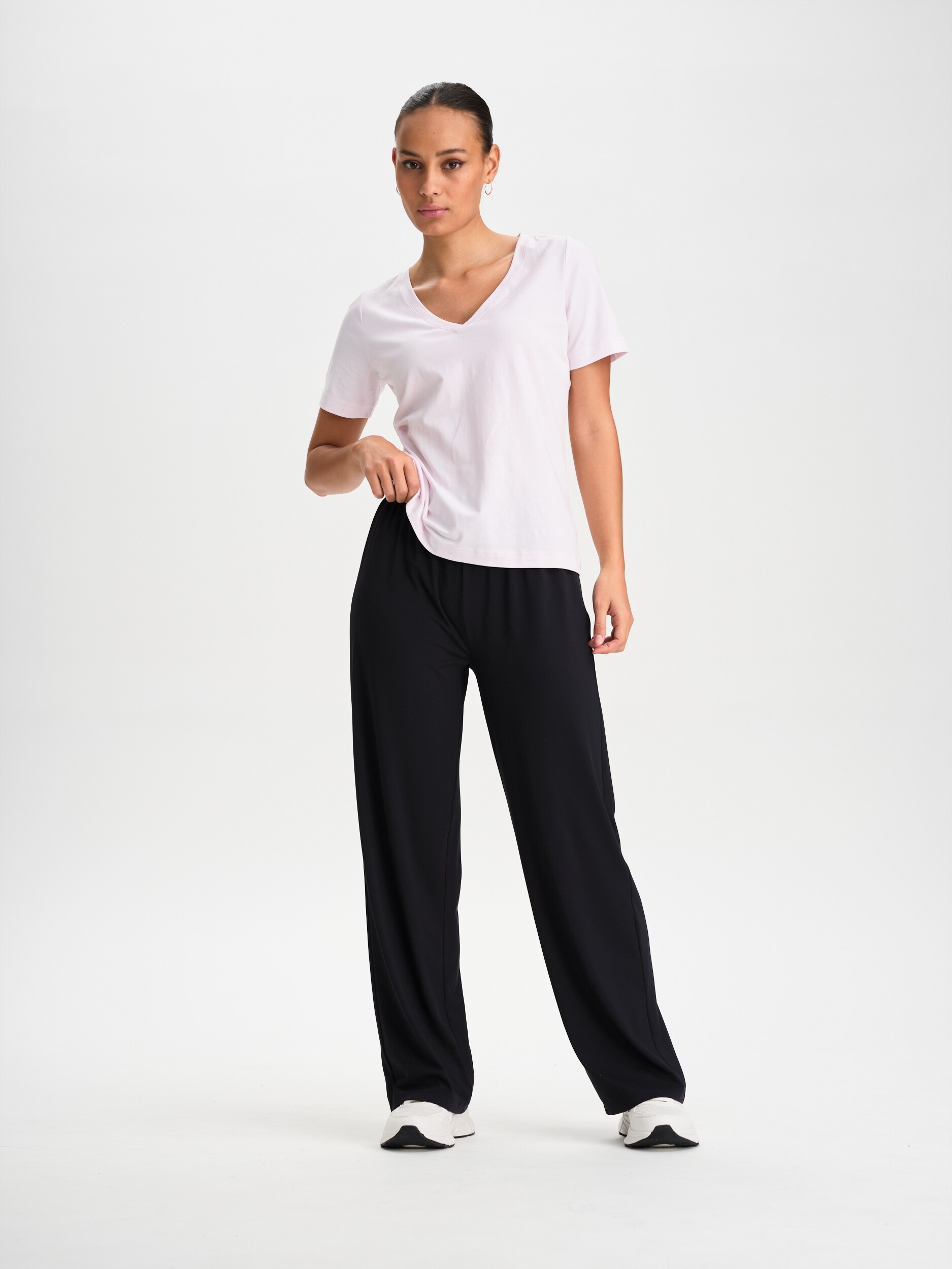 SOC, W REGULAR FIT V-NECK TEE