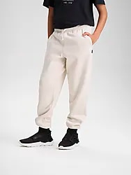 J VARSITY PANT - NATURE WHITE Model01 Small1x1