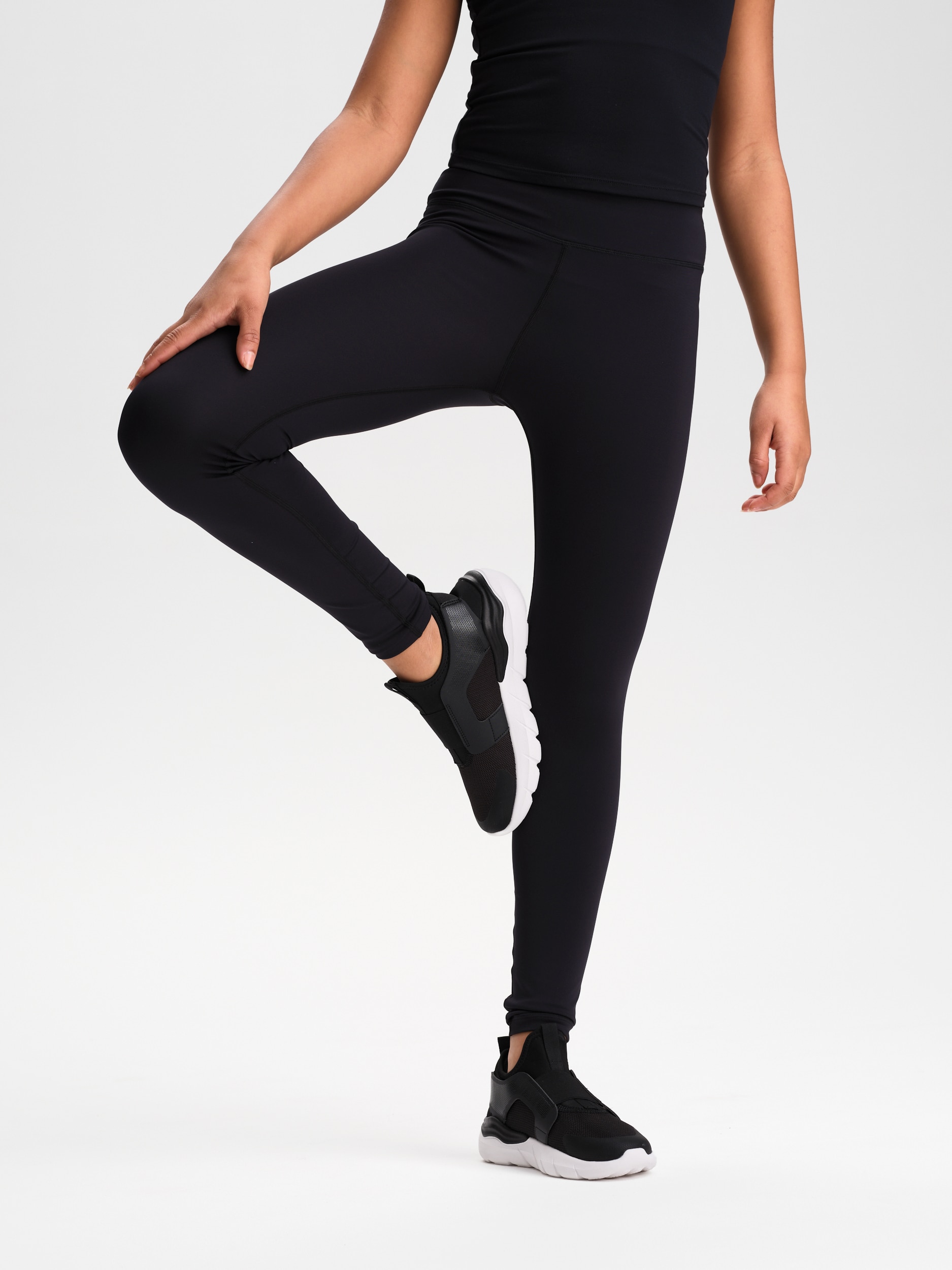 
SOC, 
J Base Tights, 
Detail 1
