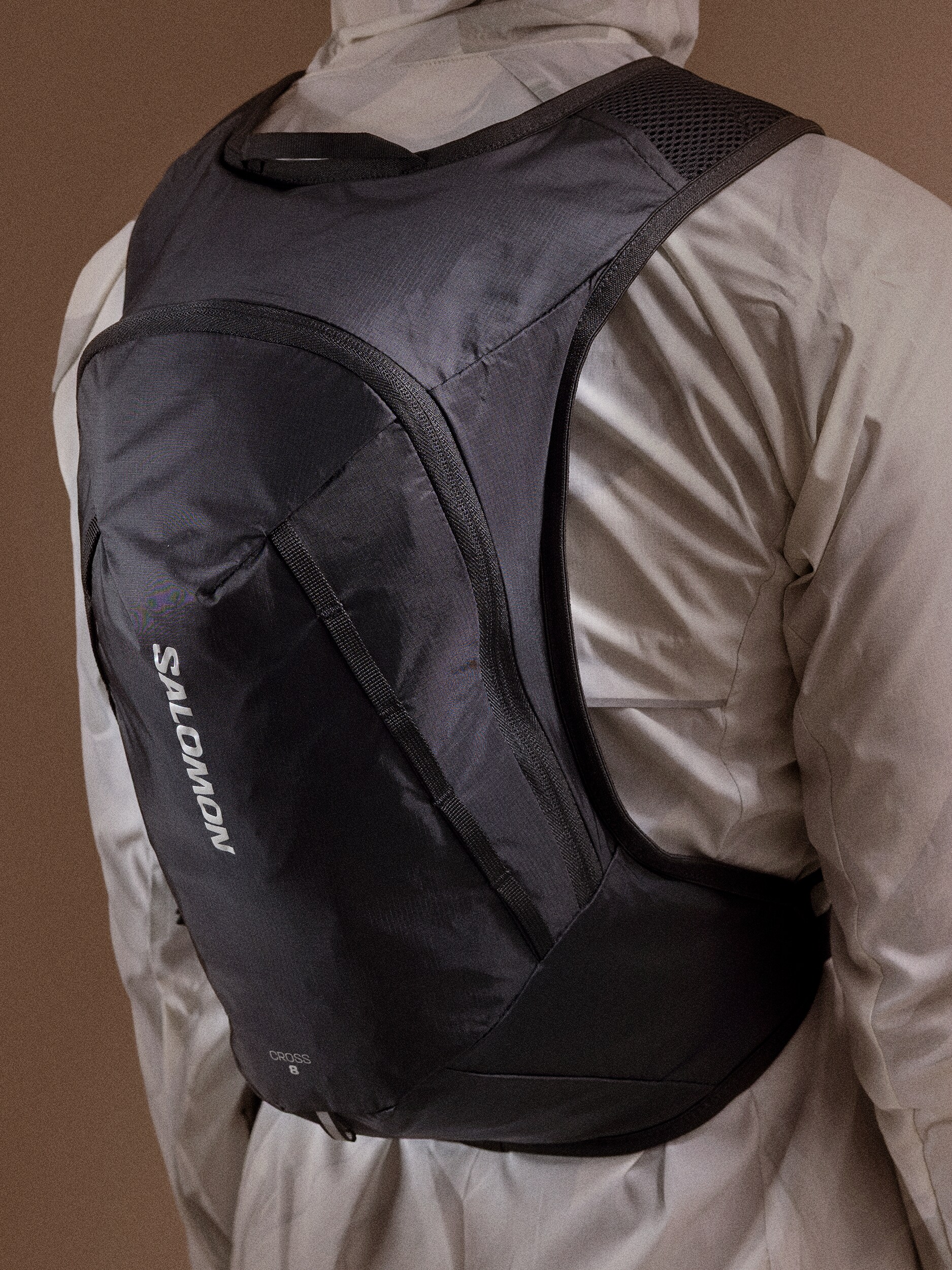 
SALOMON, 
Cross 8, 
Detail 1
