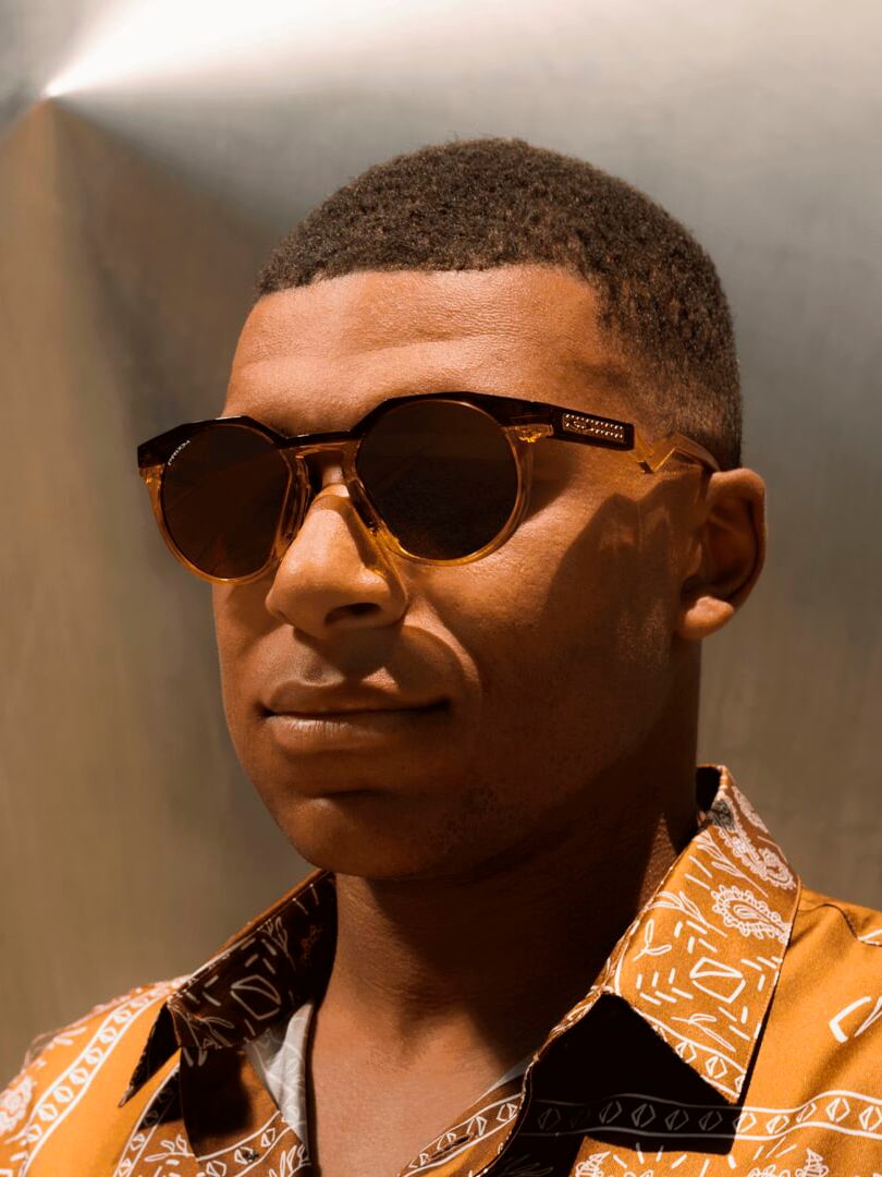 
OAKLEY, 
HSTN, 
Detail 1
