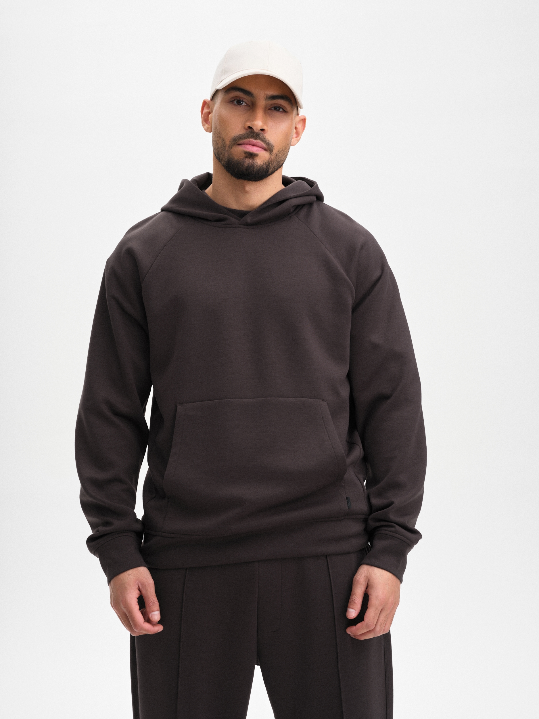 
SOC, 
M SOFT HOOD, 
Detail 1
