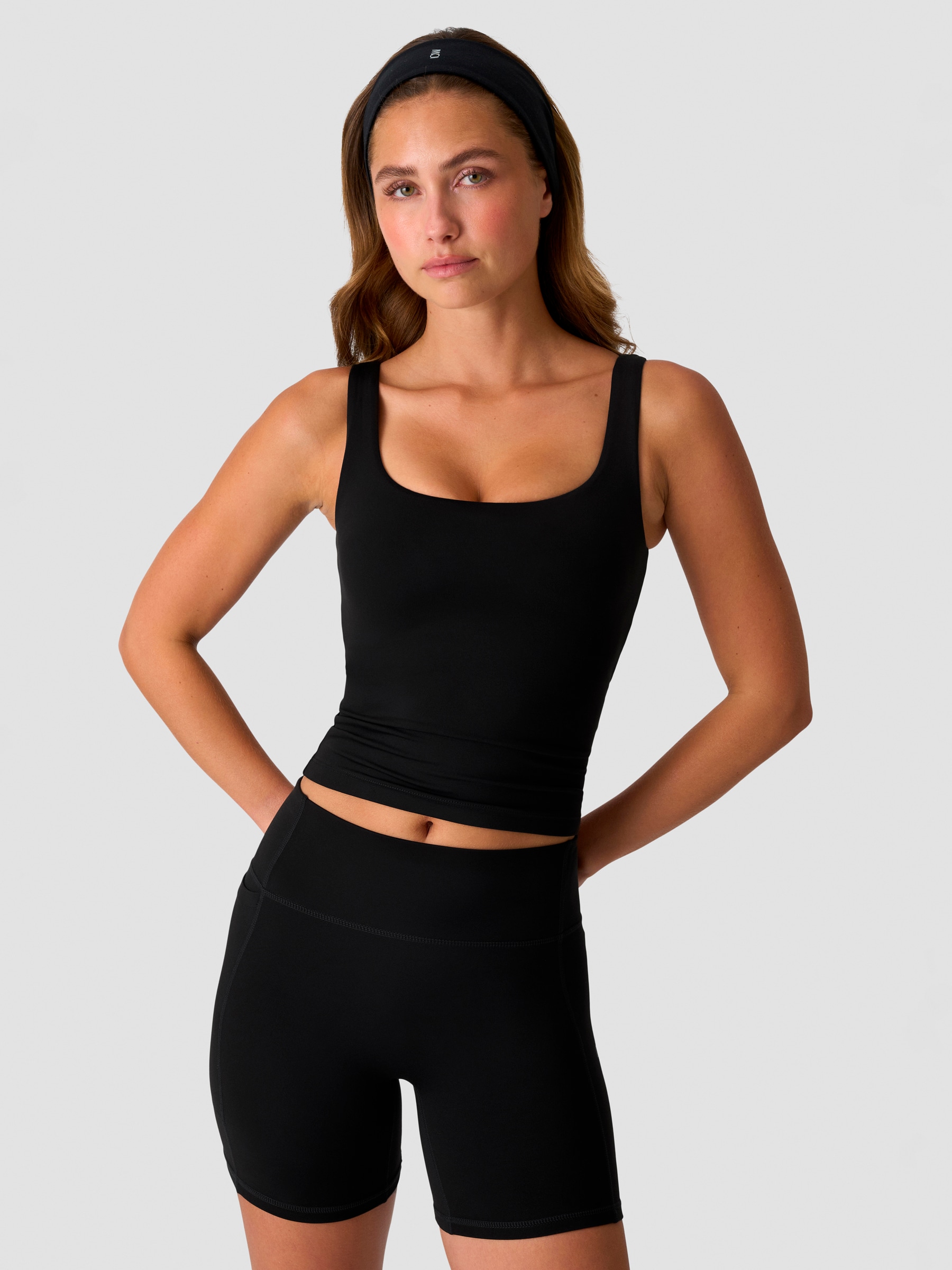 
ICANIWILL, 
LUXE 2-IN-1 TANK TOP W, 
Detail 1
