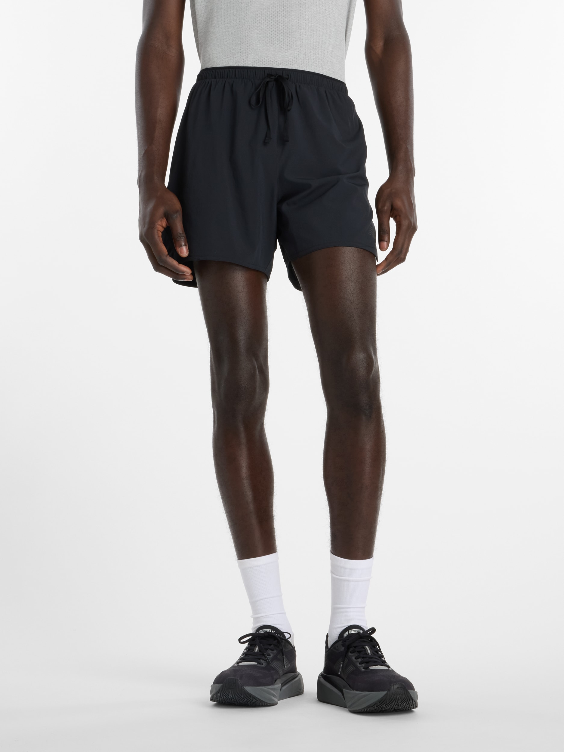 
NEW BALANCE, 
M  ATHLETICS RUN SHORTS 5", 
Detail 1
