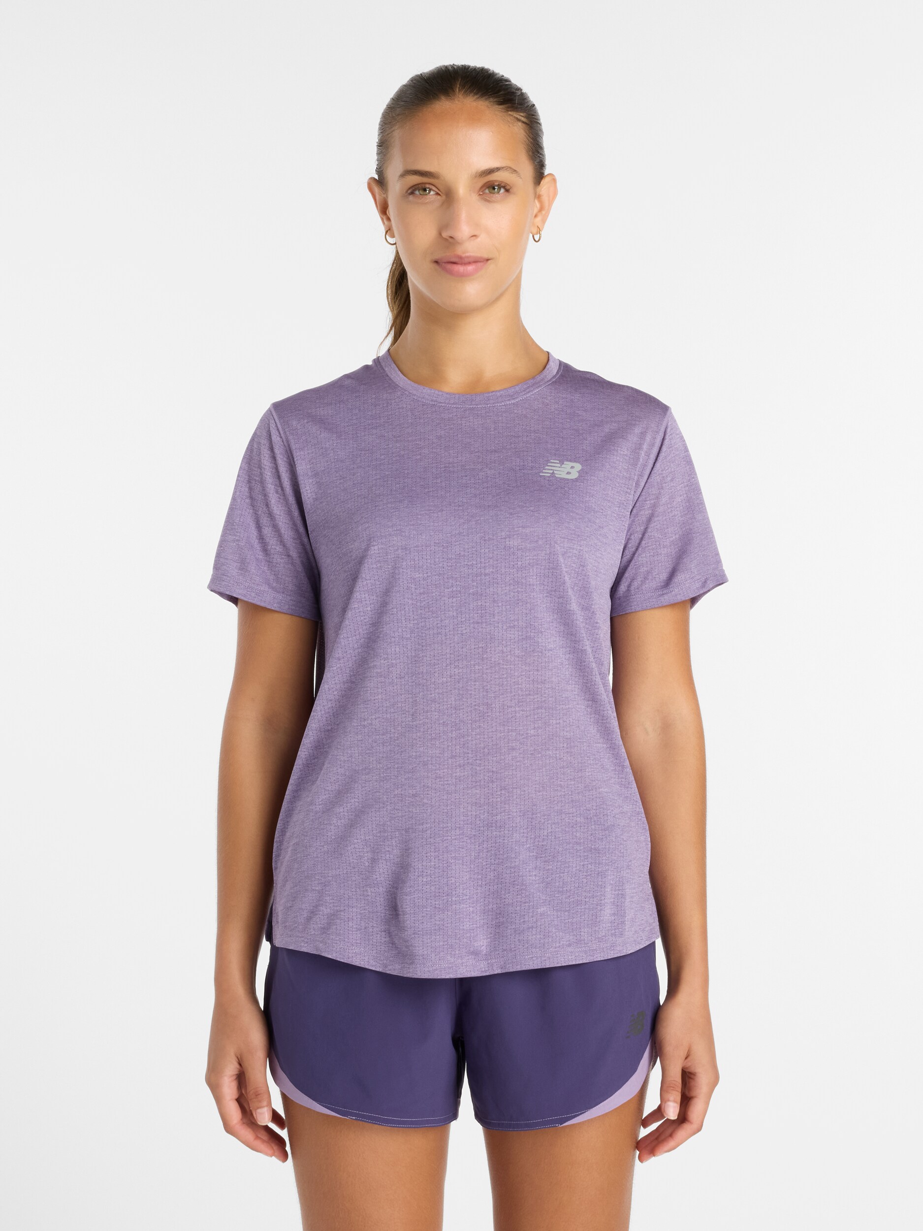 
NEW BALANCE, 
W Athletics Short Sleeve, 
Detail 1
