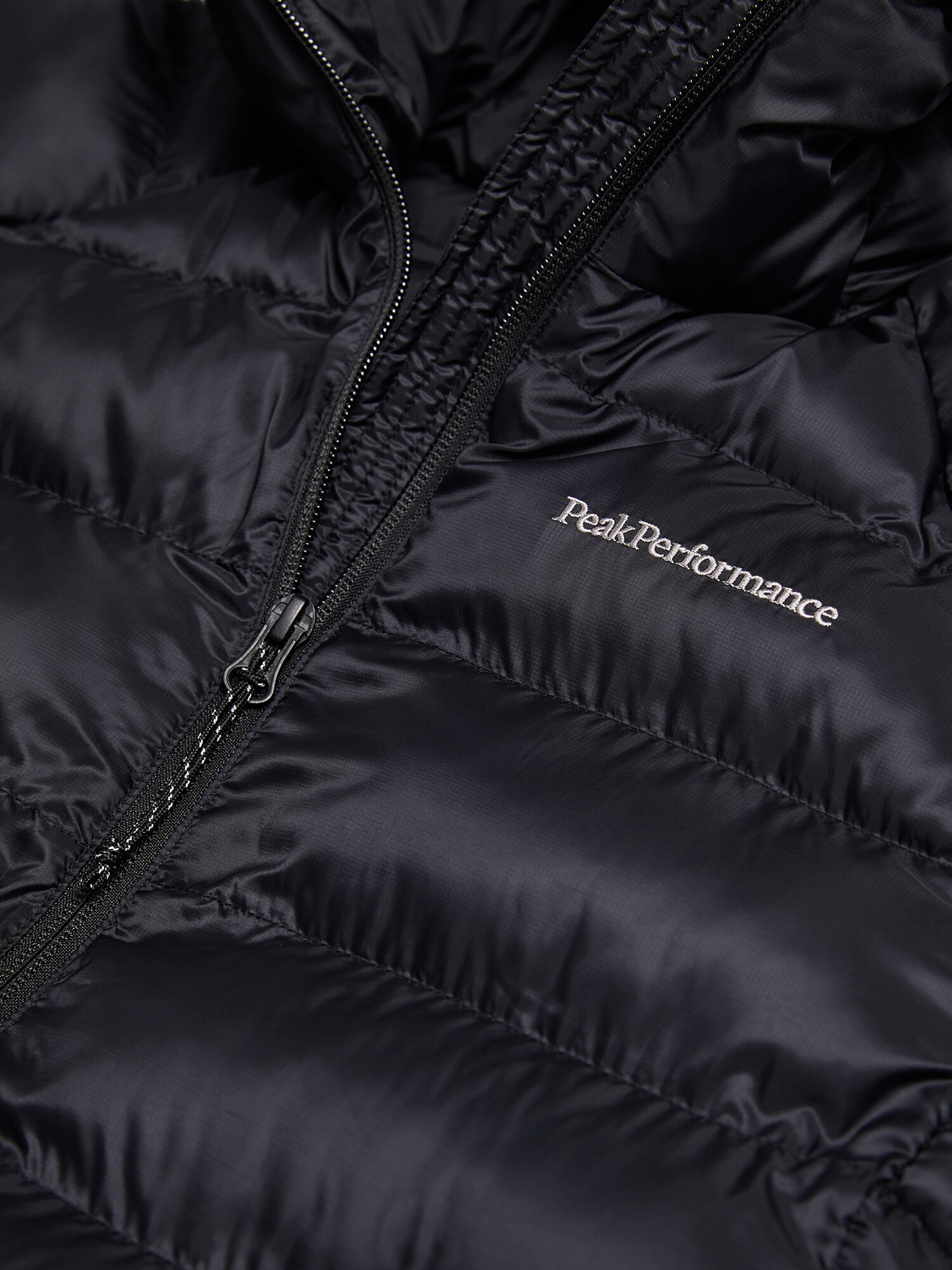 PEAK PERFORMANCE, W Tomic Insulated Hood Jacket