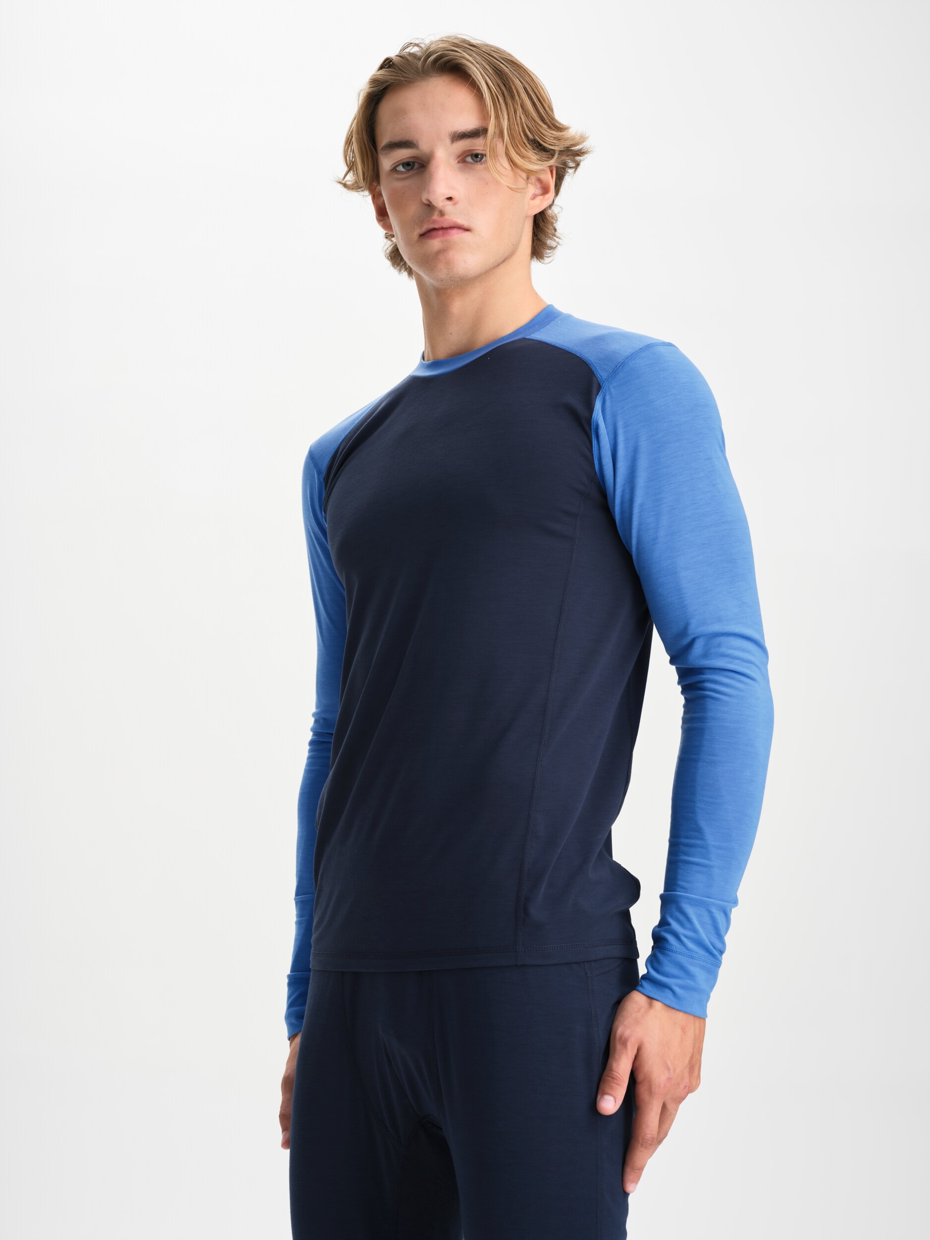 
EVEREST, 
M Base Layer Shirt, 
Detail 1
