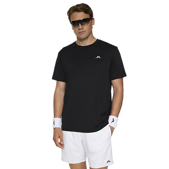 403897103101 J LINDEBERG M Ade T-Shirt 403897103101 J LINDEBERG M Ade T-Shirt Model01 Detail