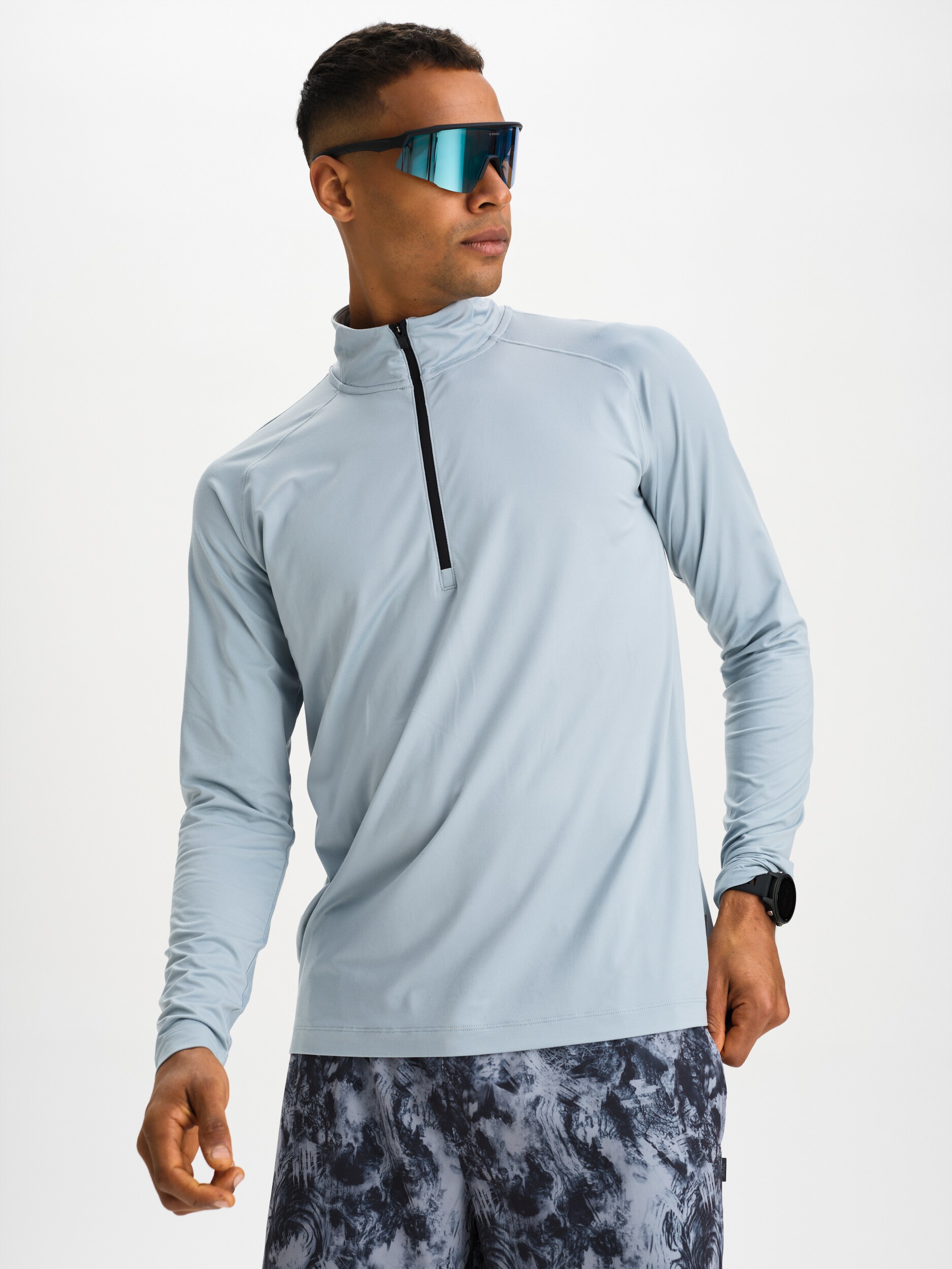 
SOC, 
M Run Light Half Zip, 
Detail 1
