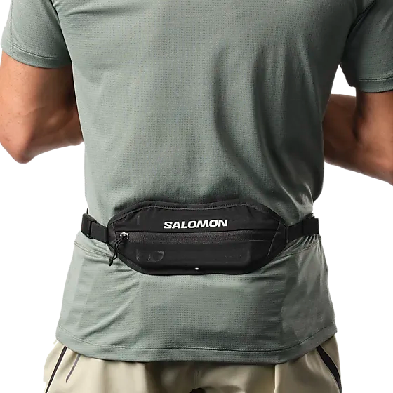 392718101101 SALOMON Active Sling Belt 392718101101 SALOMON Active Sling Belt Model01 Detail